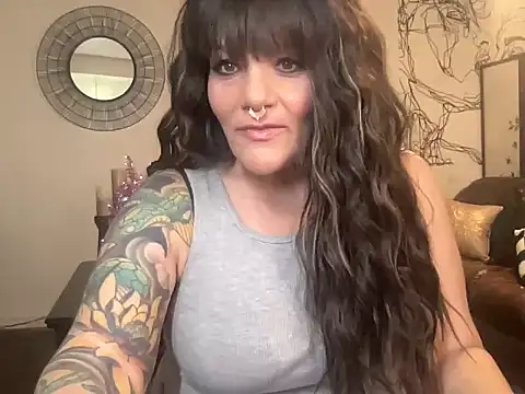 Xoxobigbooty online show from December 18, 9:08 pm