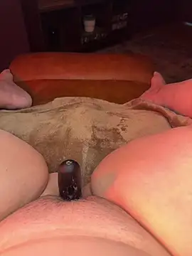 bigirl1979 online show from March 6, 1:40 pm