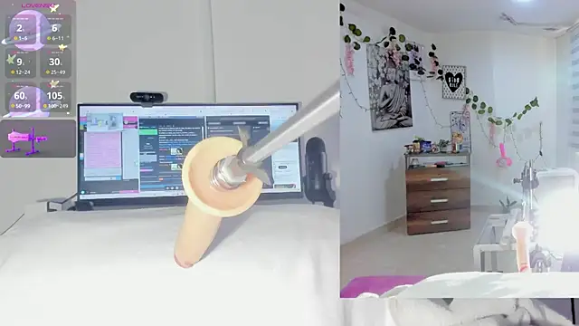 sofi velez online show from December 1, 5:07 pm