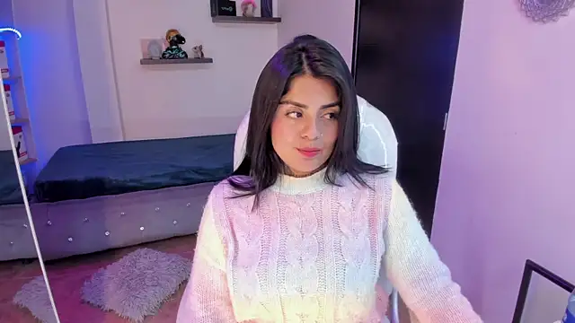 Snapshot of Catalinaa_martinez chatting on January 29, 7:25 am Catalinaa martinez online show from January 29, 7:25 am