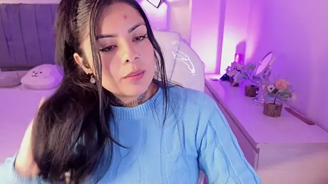 Snapshot of Catalinaa_martinez chatting on October 9, 2:53 am Catalinaa martinez online show from October 9, 2:53 am