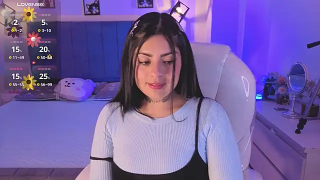 Snapshot of Catalinaa_martinez chatting on October 23, 3:50 am Catalinaa martinez online show from October 23, 3:50 am