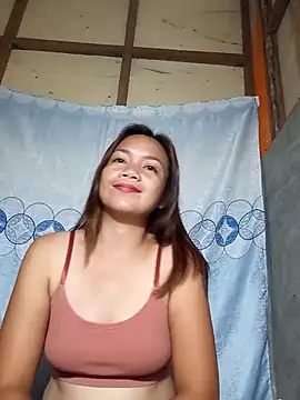 Snapshot of candy_baby1200 chatting on February 6, 3:11 am candy baby1200 online show from February 6, 3:11 am