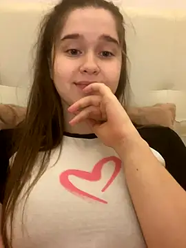 HornyGirlH online show from October 21, 10:10 pm