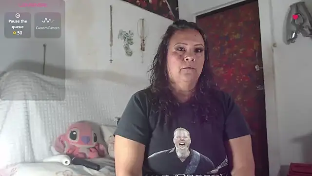 BiirdyDavis online show from October 18, 11:00 am