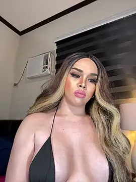 MISSANACONDA online show from January 11, 4:25 pm