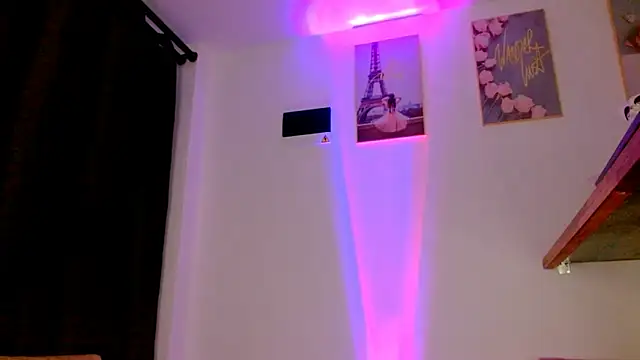 Snapshot of veronica_villalba chatting on March 21, 5:11 am veronica villalba online show from March 21, 5:11 am