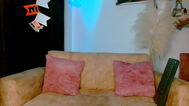 Snapshot of veronica_villalba chatting on November 2, 2:14 am veronica villalba online show from November 2, 2:14 am