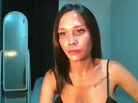 Snapshot of Sassy_Erika chatting on July 4, 11:38 am Sassy Erika online show from July 4, 11:38 am