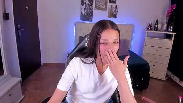 Amaia Daniells online show from January 16, 3:34 am