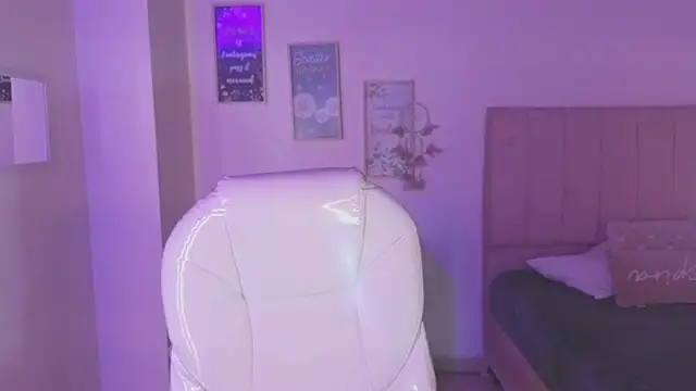 Amaia Daniells online show from September 20, 3:51 am