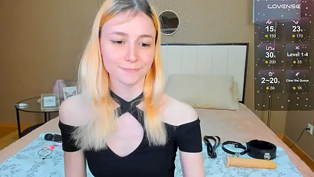 Snapshot of fleximona chatting on October 9, 9:40 am fleximona online show from October 9, 9:40 am