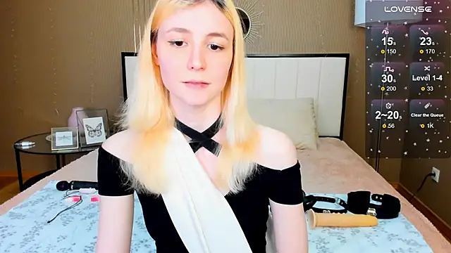 Snapshot of fleximona chatting on October 11, 10:36 am fleximona online show from October 11, 10:36 am