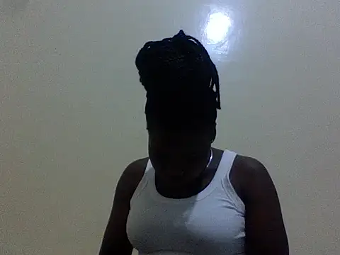 cute-marianna online show from May 16, 5:45 pm
