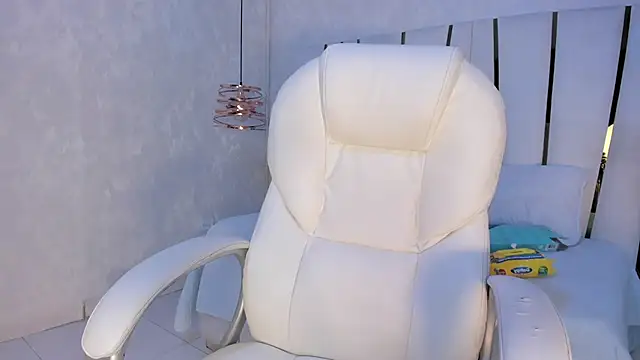 Snapshot of Meghan_stonne_ chatting on February 28, 7:14 pm Meghan stonne online show from February 28, 7:14 pm