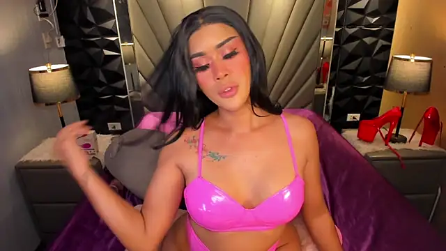 QuiinMollyXxX online show from November 15, 9:39 am