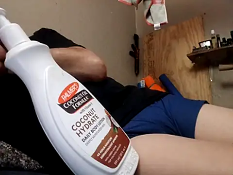 sausylolly online show from November 26, 11:00 am