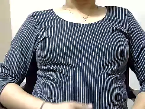 Snapshot of mahira_999 chatting on March 24, 4:06 am mahira 999 online show from March 24, 4:06 am