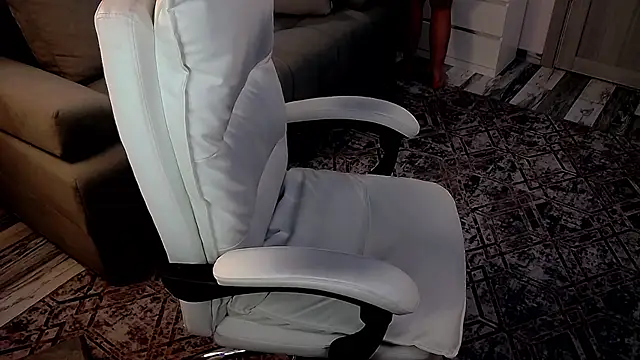 EvaRelusionJ online show from January 10, 5:47 am