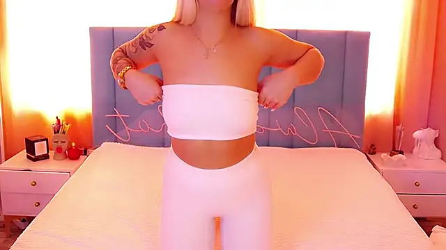 Snapshot of AllwaysHotJ chatting on March 12, 3:13 am AllwaysHotJ online show from March 12, 3:13 am