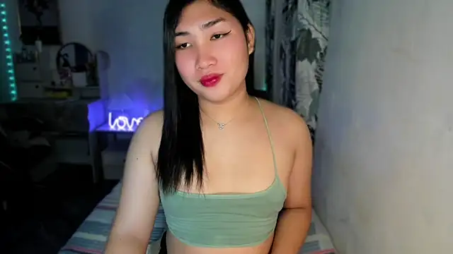 Snapshot of Miss_Deliciousness chatting on February 7, 3:41 pm Miss Deliciousness online show from February 7, 3:41 pm