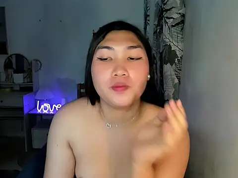 Snapshot of Miss_Deliciousness chatting on February 25, 4:00 pm Miss Deliciousness online show from February 25, 4:00 pm