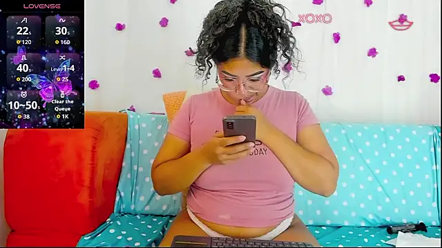 moana taylor online show from February 16, 10:55 am