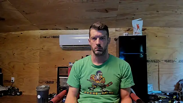 Snapshot of Kenny_Kyle chatting on September 21, 3:35 pm Kenny Kyle online show from September 21, 3:35 pm