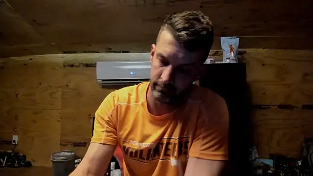 Snapshot of Kenny_Kyle chatting on October 2, 1:45 am Kenny Kyle online show from October 2, 1:45 am