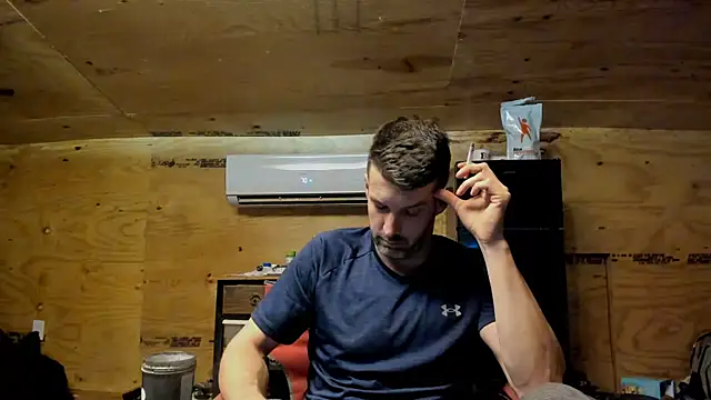 Snapshot of Kenny_Kyle chatting on October 9, 5:05 am Kenny Kyle online show from October 9, 5:05 am