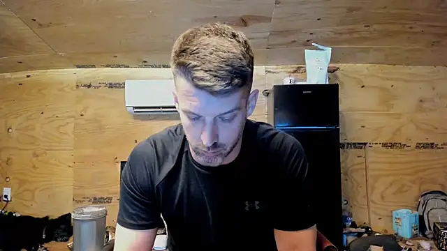 Snapshot of Kenny_Kyle chatting on October 19, 4:35 am Kenny Kyle online show from October 19, 4:35 am