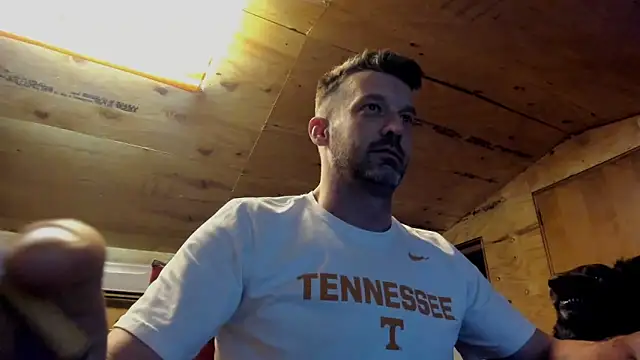 Snapshot of Kenny_Kyle chatting on October 23, 4:34 am Kenny Kyle online show from October 23, 4:34 am