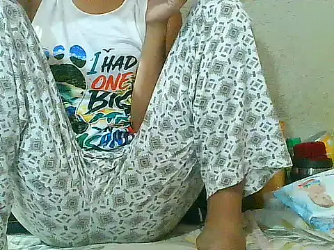PinaySkinnyGirl online show from June 28, 10:27 pm