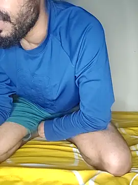 FearingForm online show from October 3, 7:00 pm