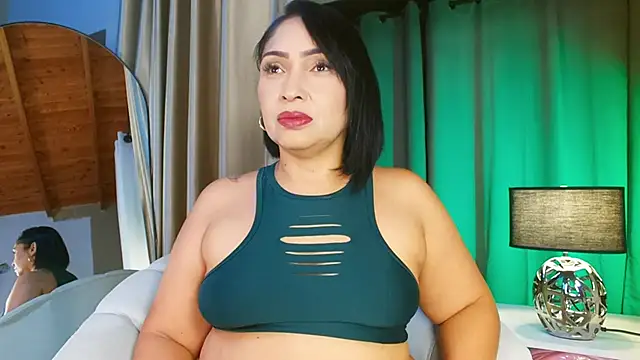 Snapshot of Madissononee chatting on October 23, 1:49 am Madissononee online show from October 23, 1:49 am