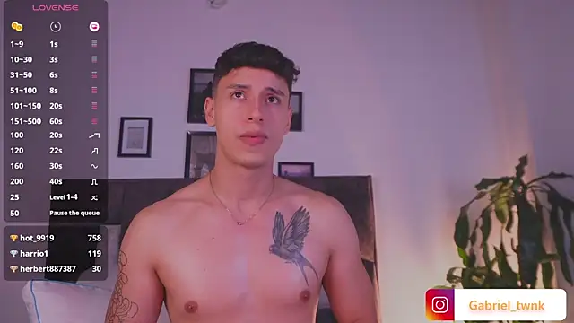 I Gabriel online show from May 16, 10:36 am