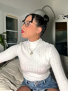 Lauyako online show from October 11, 6:17 pm