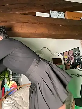 Lauyako online show from October 14, 2:40 pm