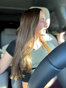 lunagirl13 online show from October 24, 8:05 pm