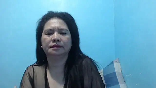 stacie iris online show from May 12, 9:34 pm