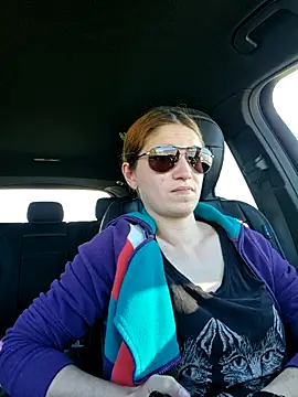 Geile-Luna online show from April 7, 2:50 pm