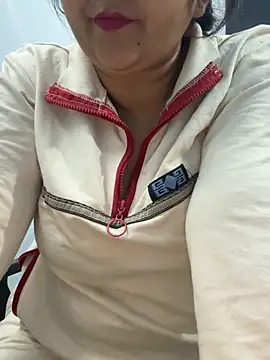 Preet Kaur 69 online show from November 18, 4:55 pm