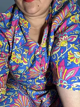 Snapshot of Preet_Kaur_69 chatting on April 9, 6:24 pm Preet Kaur 69 online show from April 9, 6:24 pm