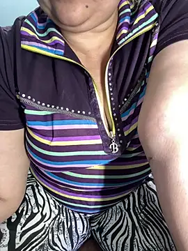 Snapshot of Preet_Kaur_69 chatting on April 18, 5:28 pm Preet Kaur 69 online show from April 18, 5:28 pm