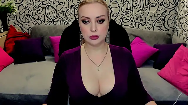 Hotdreamhere online show from March 14, 10:39 am