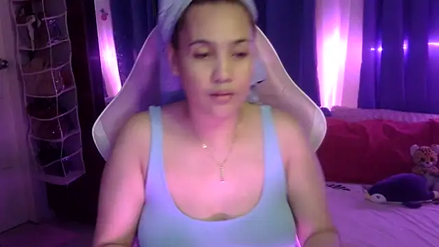 Snapshot of yourbabe_Brielle chatting on September 19, 4:40 pm yourbabe Brielle online show from September 19, 4:40 pm