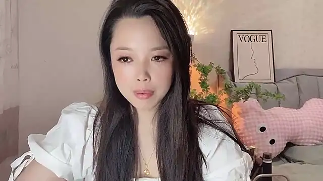 kk lele online show from May 11, 1:28 pm
