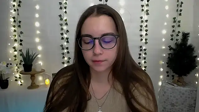 SweetPrincess  online show from December 13, 6:31 am