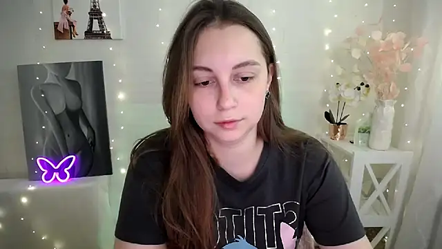 SweetPrincess  online show from May 6, 5:35 am