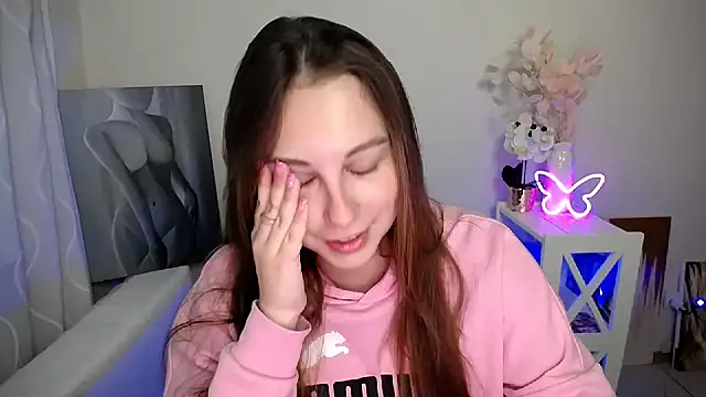 SweetPrincess  online show from May 20, 5:46 am